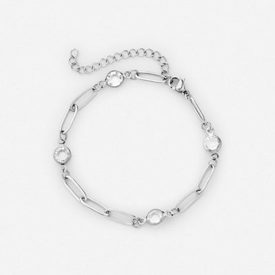 سوار بحلقات وحجارة